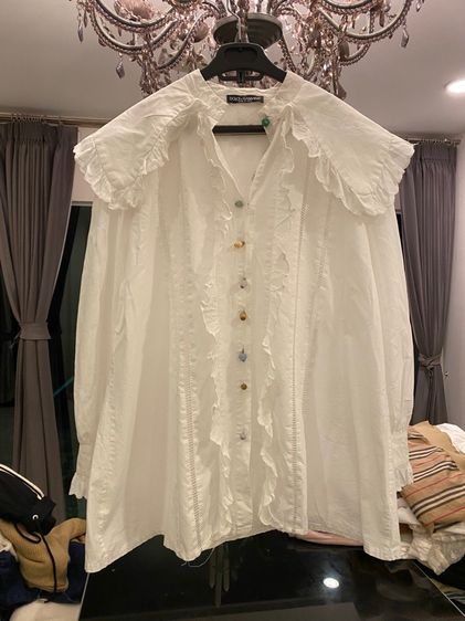 ดอร์เช่ แอนด์ กาบาร์น่า(ติดจองค่ะ) เสื้อเชิ้ตคอบัวใหญ่ สภาพใหม่เอี่ยม รูปที่ 3