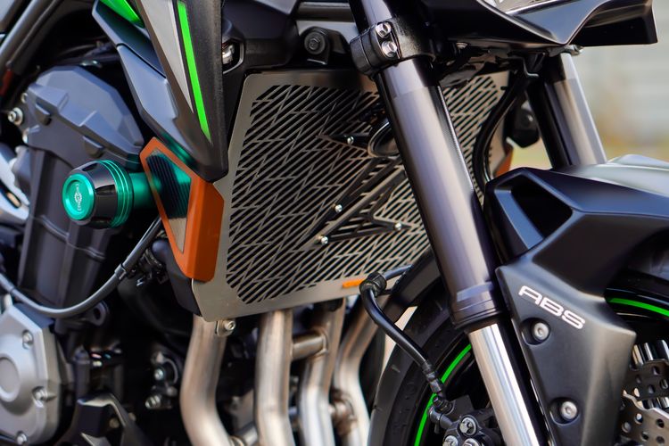 KAWASAKI Z900 ABS ปี 2018 (จดทะเบียน 2019) วิ่ง 15xx km. ฟรีดาวน์ พร้อมของแต่งจัดเต็ม 3xxxx บาท รูปที่ 17