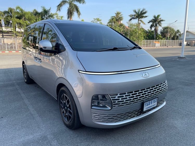 รถ Hyundai Staria 2.2 S สี เทา