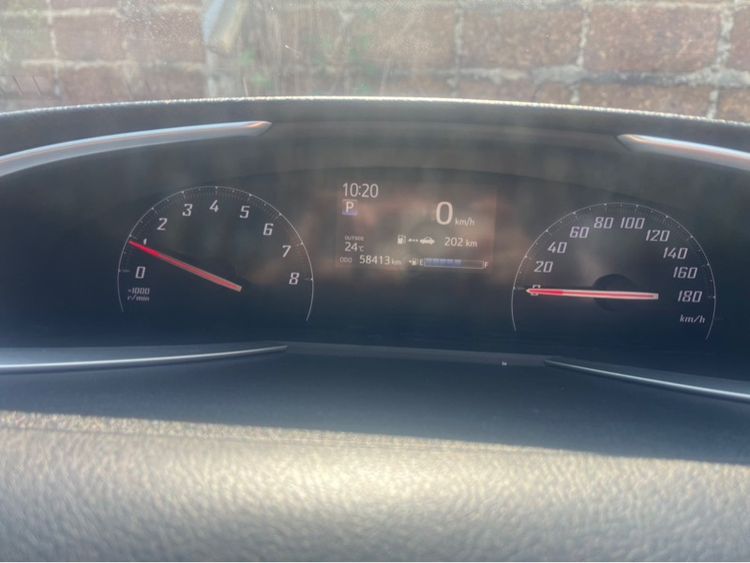 Toyota Sienta 2020 1.5 V Utility-car เบนซิน เกียร์อัตโนมัติ ขาว รูปที่ 4