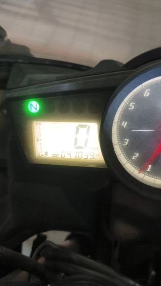 ขายรถ yamaha r15 ขายตามสภาพรถจอดไม่ได้ใช้งาน รูปที่ 6