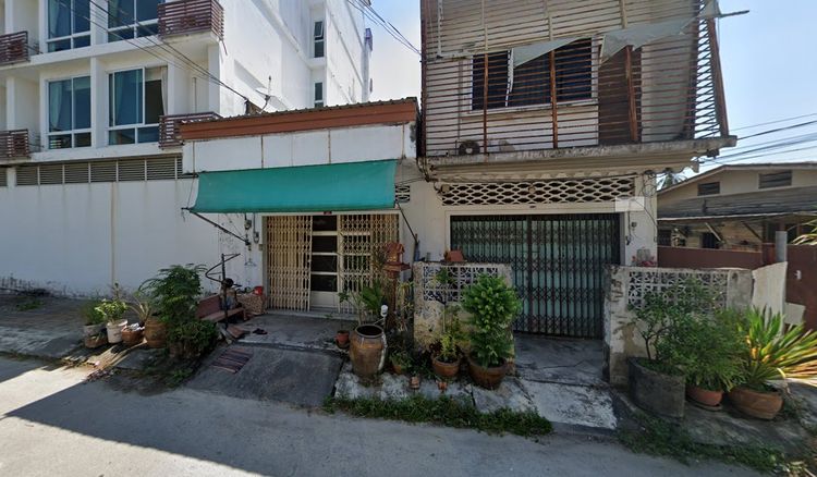 อื่นๆ บ้านพร้อมที่ดินใจกลางเมืองหาดใหญ่ ซอยเสน่หานุสรณ์ในตำนาน