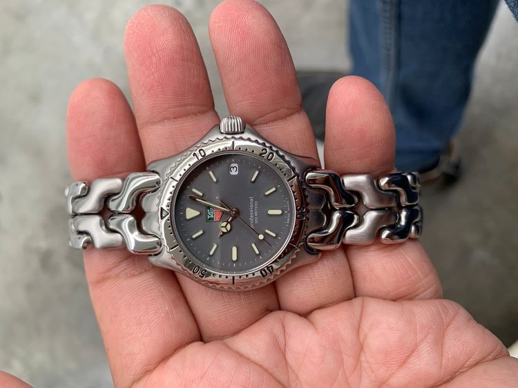 TAG-HEUER ก้างปลา หน้าเทา ขนาด Boy Size 