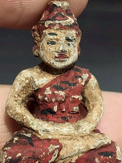 ฤาษีไม้แกะไม่ทราบที่