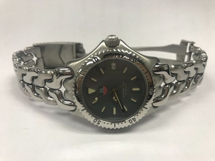 TAG-HEUER ก้างปลา หน้าเทา ขนาด Boy Size 