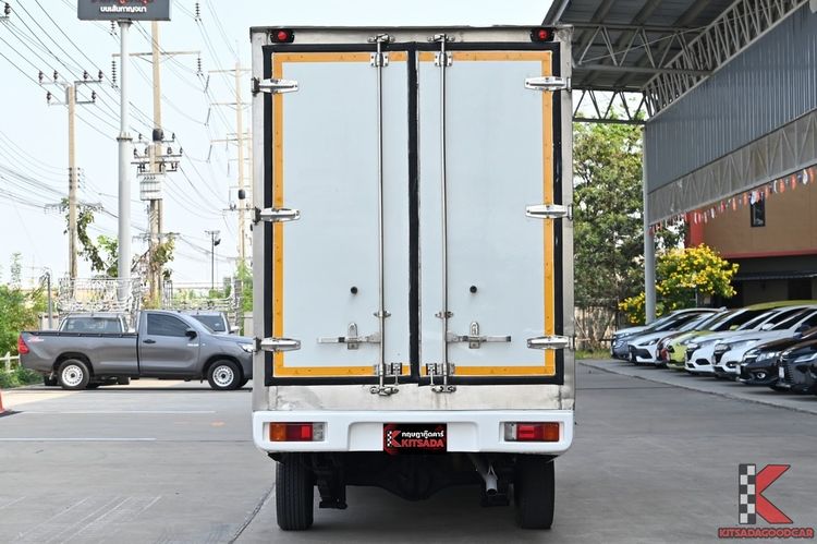 Toyota Hilux Revo 2021 2.4 Entry Pickup ดีเซล ไม่ติดแก๊ส เกียร์ธรรมดา ขาว รูปที่ 4