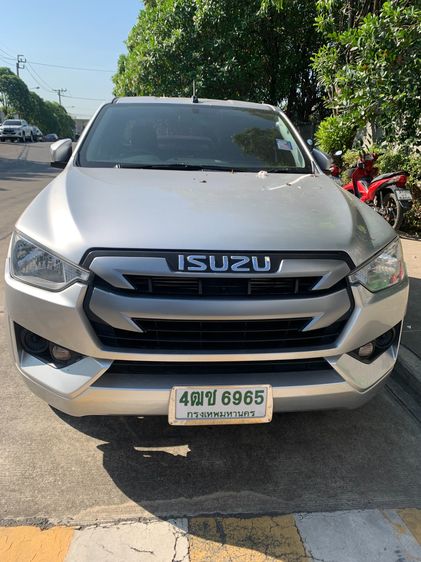 รถ Isuzu D-MAX 1.9 S สี บรอนซ์เงิน