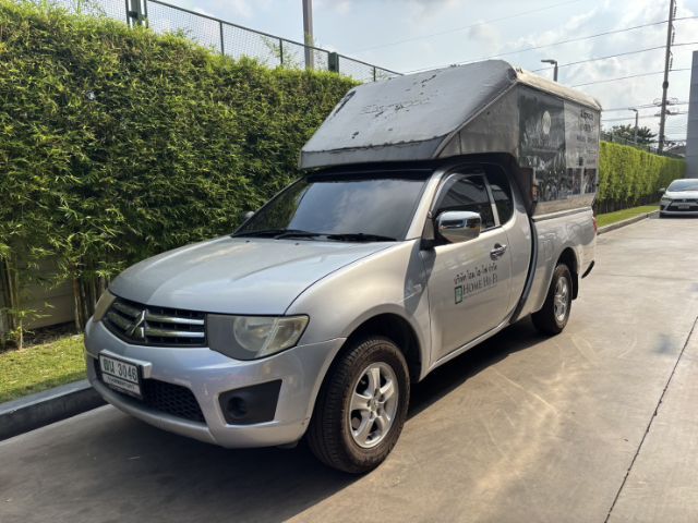 รถ Mitsubishi Triton 2.4 GLX สี เทา