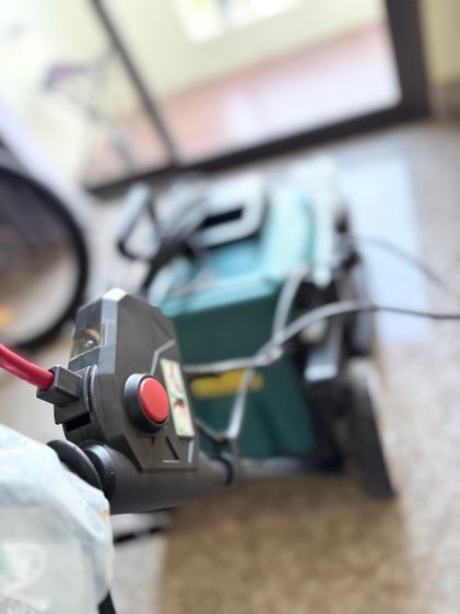 รถตัดหญ้าไฟฟ้า Makita  รูปที่ 13