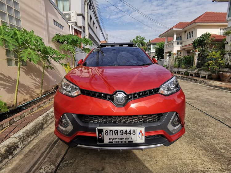 รถ MG GS 1.5 TX สี ส้ม