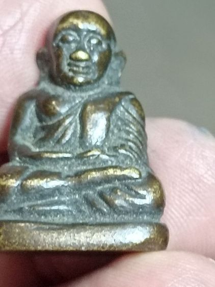 หลวงพ่อเงินวัดบางครานแถมหลวงปู่ทวด รูปที่ 11