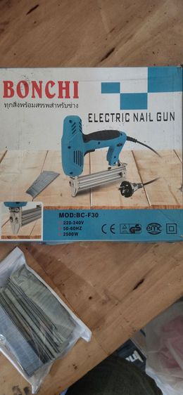 ขายเครื่องยิงตะปูซื้อมาไม่ได้ไม่กี่ครั้งพร้อมลูกแมก ราคา 1200 รูปที่ 2