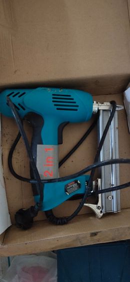 ขายเครื่องยิงตะปูซื้อมาไม่ได้ไม่กี่ครั้งพร้อมลูกแมก ราคา 1200