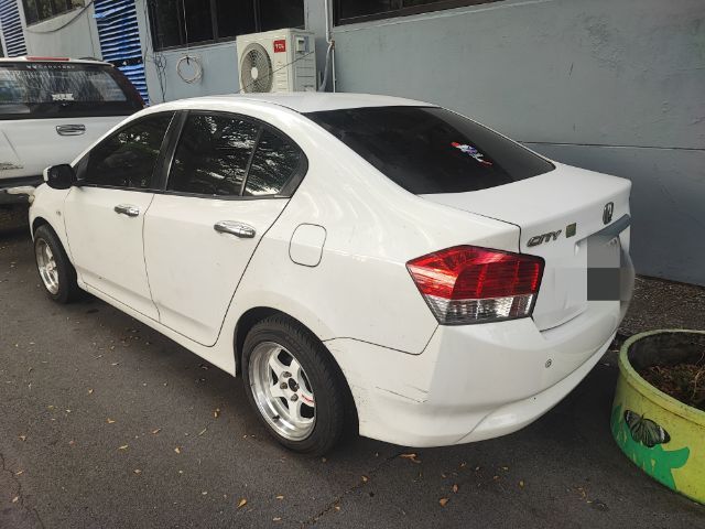 Honda City 2010 1.5 S i-VTEC Sedan เบนซิน LPG เกียร์อัตโนมัติ ขาว รูปที่ 4
