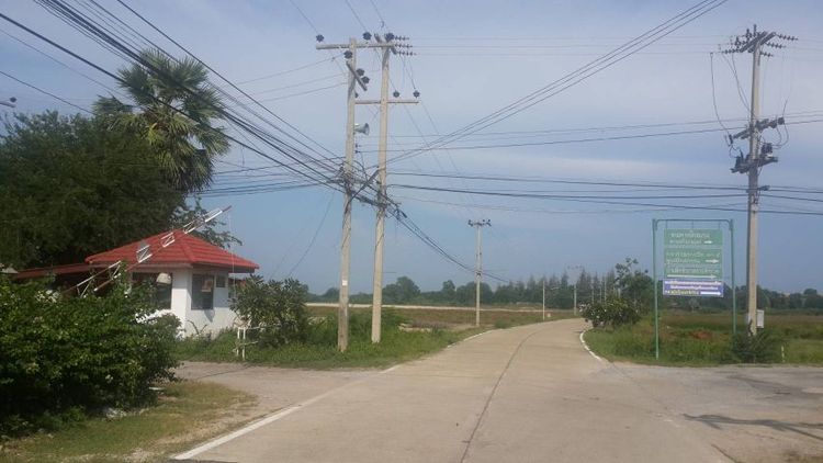 ใช่ ขาย ที่ ดิน เพชรบุรี หมู่ บ้าน ชะอำ โกลเด้นบีช