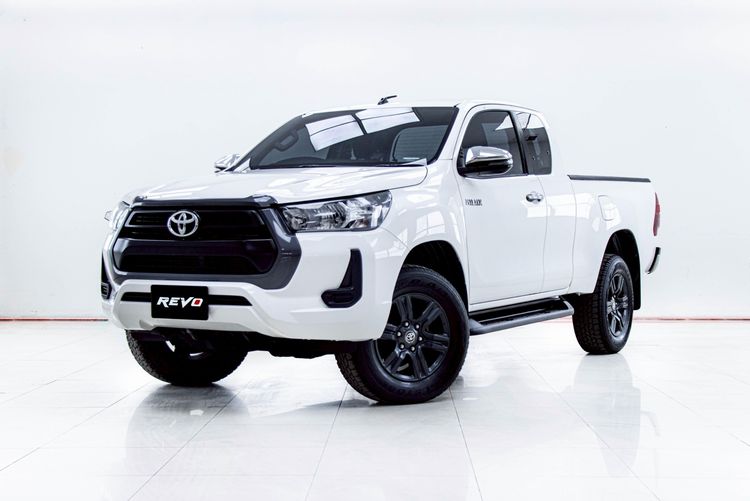 รถ Toyota Hilux Revo 2.4 Entry สี ขาว