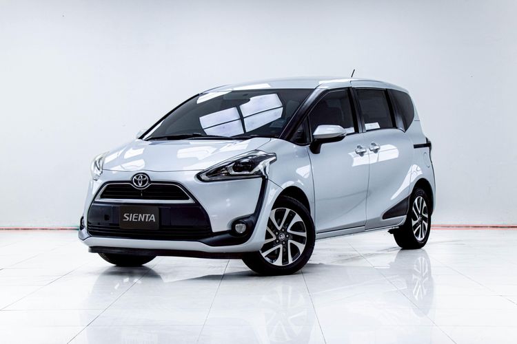 Toyota Sienta 2019 1.5 V Utility-car เบนซิน ไม่ติดแก๊ส เกียร์อัตโนมัติ เทา รูปที่ 4