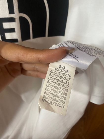 เสื้อยืด The North Face รูปที่ 7