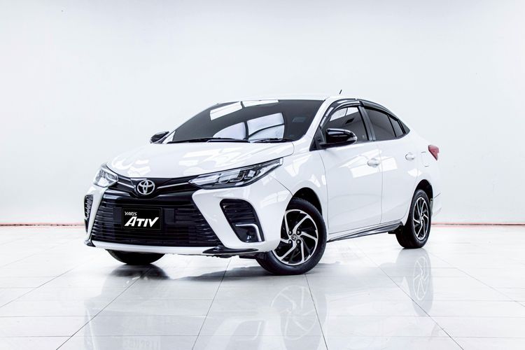 Toyota Yaris ATIV 2022 1.2 Sport Sedan เบนซิน ไม่ติดแก๊ส เกียร์อัตโนมัติ ขาว รูปที่ 4