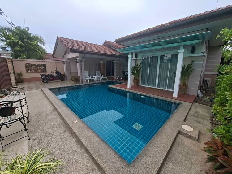 วิลลาพร้อมสระว่ายน้ำส่วนตัวให้เช่า – เซรีนเพลส วิลเลจ พัทยา