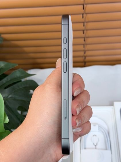 iPhone 17 รูปที่ 6