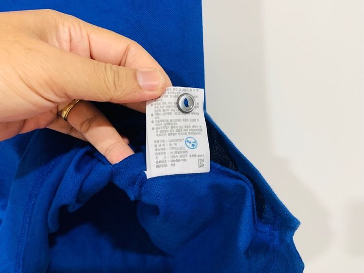 เสื้อโปโล LACOSTE แท้ 💯 size 4 ขนาด อก 19.5 ยาว 27 นิ้ว สภาพดีมาก สีฟ้าสด เนื้อผ้าดีมากนิ่มใส่สบาย หายากน่าสะสมครับ รูปที่ 6