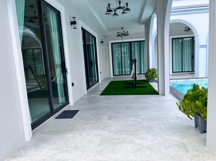 ตกแต่งครบ 2025 ไม่ใช่ บ้านชั้นเดียว รูปที่ 2