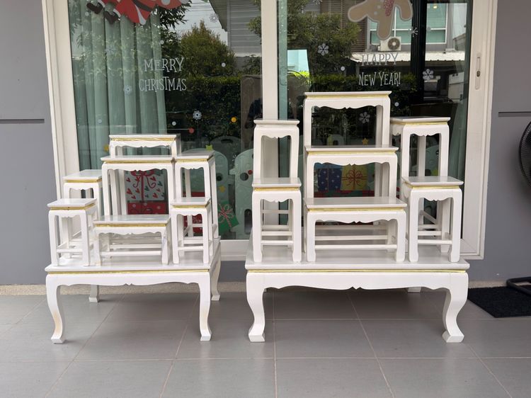 ขายโต๊ะหมู่บูชาไม้สีขาวขอบทอง ใช้งานแล้ว สภาพดี รูปที่ 3