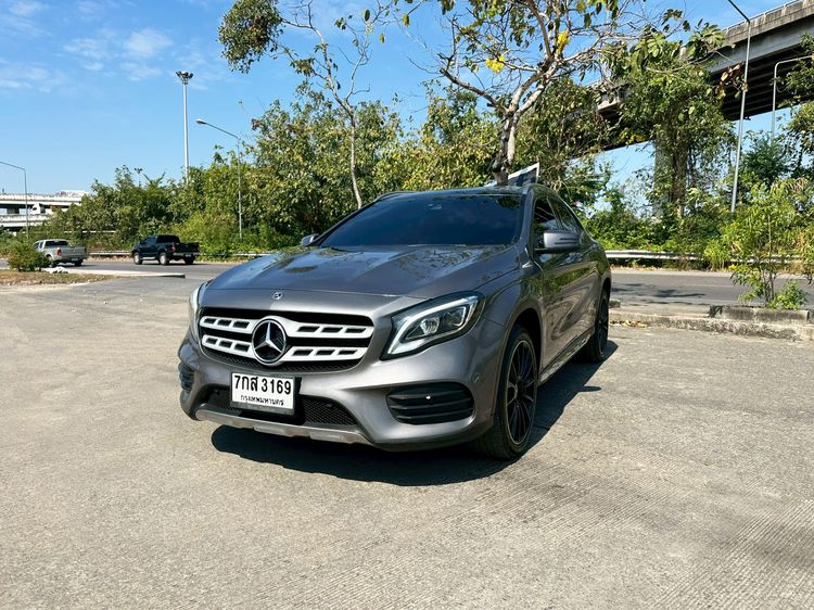 Mercedes-Benz GLA-Class 2018 GLA250 Sedan เบนซิน ไม่ติดแก๊ส เกียร์อัตโนมัติ เทา รูปที่ 2