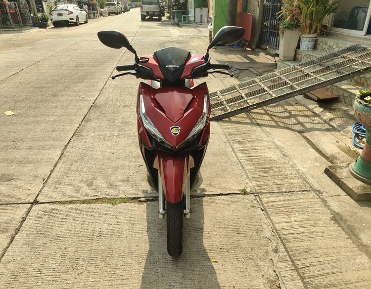 🛵ยังไงก็ขาย CLICK125 i ปี 58 เครื่องดี สีสวย สตาร์ทมือ เล่มชุดโอนครบ+เปลี่ยนถ่ายน้ำมันเครื่องฟรี ส่งฟรี30 ก.ม รูปที่ 4