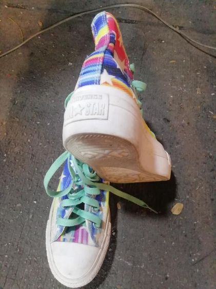 รองเท้าวินเทจ