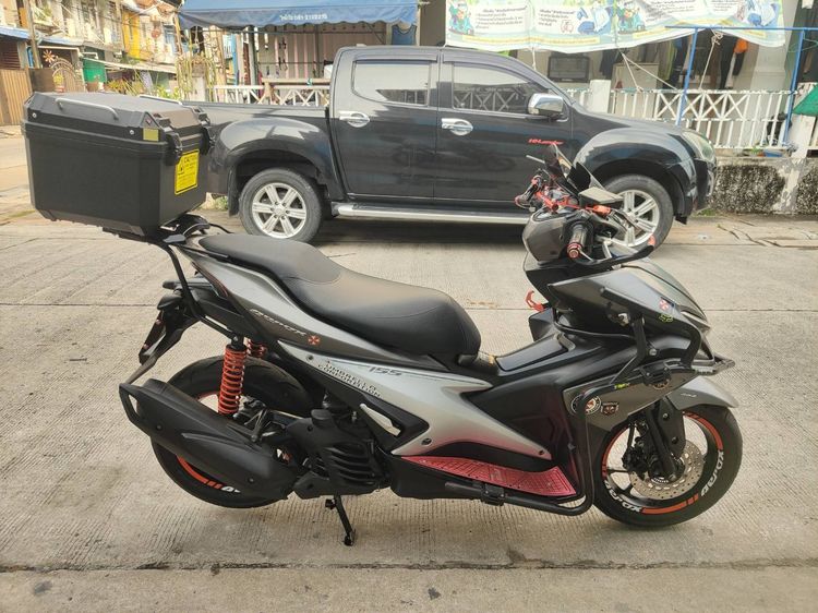 🛵ยังไงก็ขาย AEROX155 ปี 60(งดต่อ) เครื่องดี สีสวย สตาร์ทมือ เล่มชุดโอนครบ+เปลี่ยนถ่ายน้ำมันเครื่องฟรี ส่งฟรี30 ก.ม รูปที่ 3
