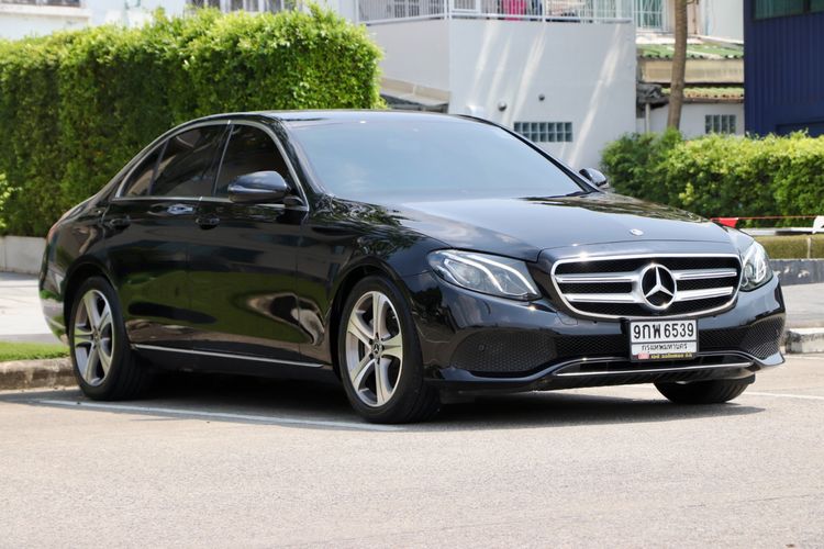 Mercedes-Benz E-Class 2020 E220 CDI Sedan ดีเซล ไม่ติดแก๊ส เกียร์อัตโนมัติ ดำ รูปที่ 2