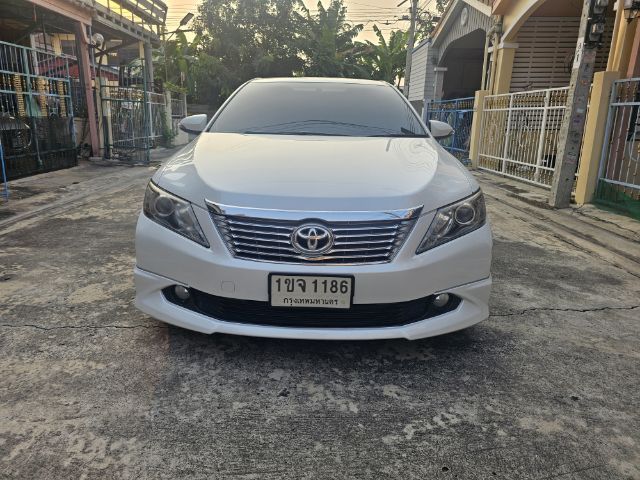 Toyota Camry 2013 2.0 G Extremo Sedan เบนซิน ไม่ติดแก๊ส เกียร์อัตโนมัติ ขาว รูปที่ 3