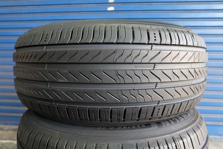 💪 ยางใหม่ Michelin รุ่น Primacy 5 ขนาด 225 55R17 ปี25 รูปที่ 3