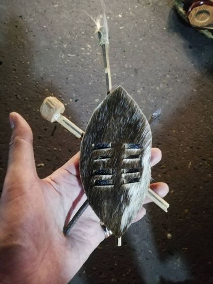 โล่จำลอง