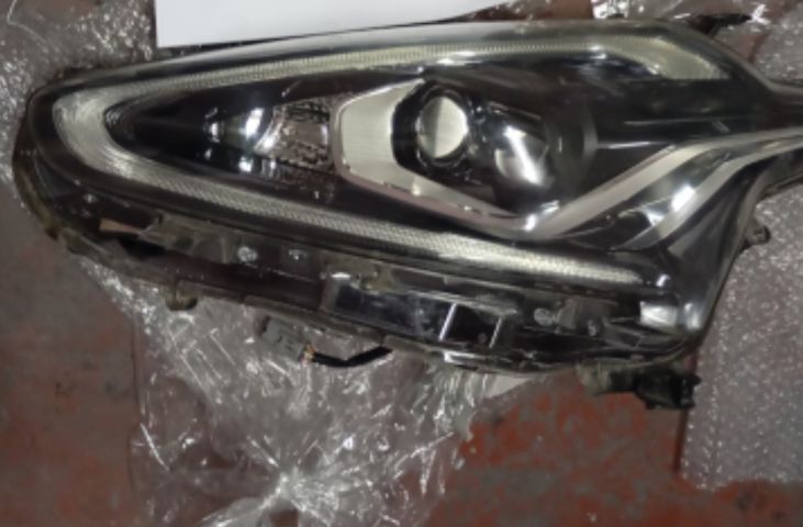 ไฟหน้า แท้ เซีนต้า รูปที่ 2