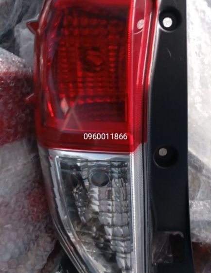 ไฟท้าย แท้ อินโนว่า