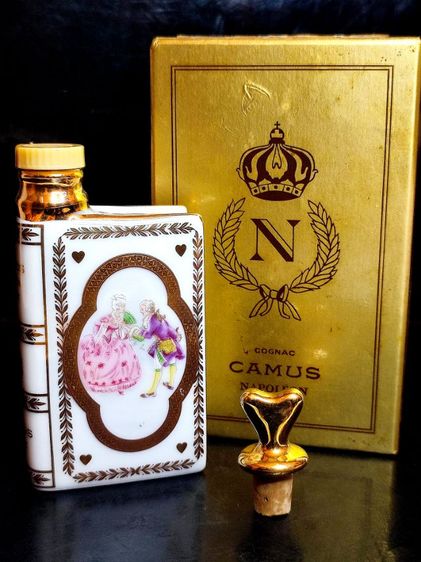 Camus Napoleon Cognac วินเทจ