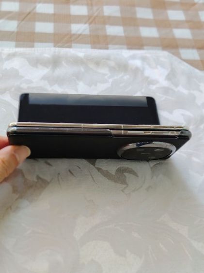 ขาย Mate X6 สภาพสวย ประกันยังเหลือ