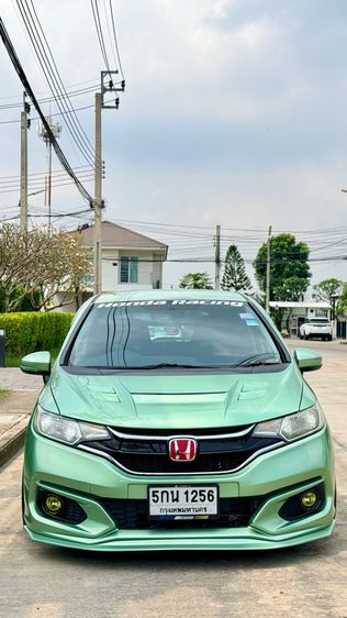 Honda Jazz 2016 1.5 SV Sedan เบนซิน ไม่ติดแก๊ส เกียร์ธรรมดา เขียว รูปที่ 2