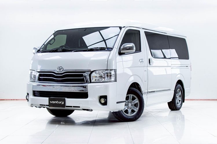 Toyota Ventury 2018 3.0 G Van ดีเซล ไม่ติดแก๊ส เกียร์อัตโนมัติ ขาว