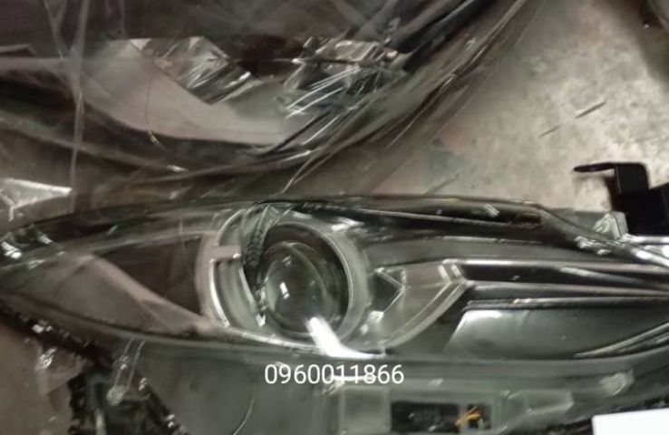 ไฟหน้า แท้ ซีนอล มาสด้า3 สกาย