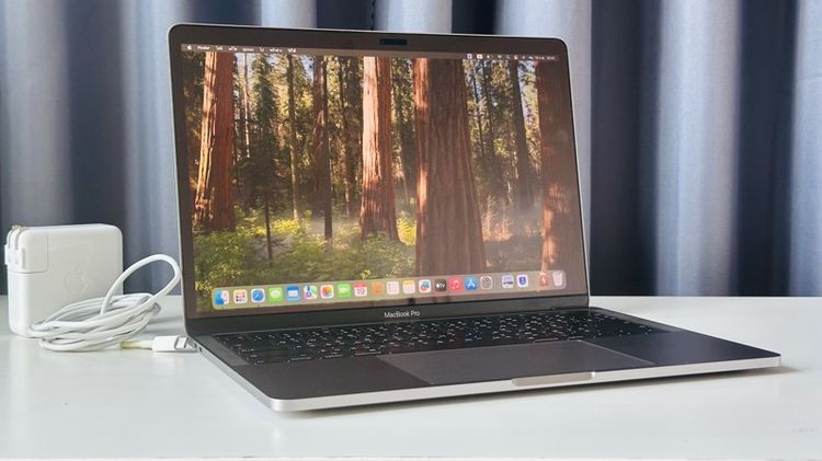 MacBook Pro 13 inch 2019 รูปที่ 2