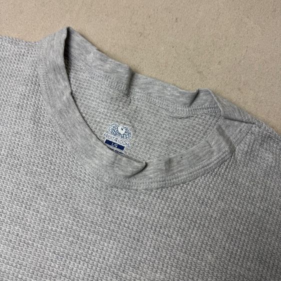 เสื้อยืดแขนยาว 90s Fruit​ of the​ Loom​ Size ML  รูปที่ 2