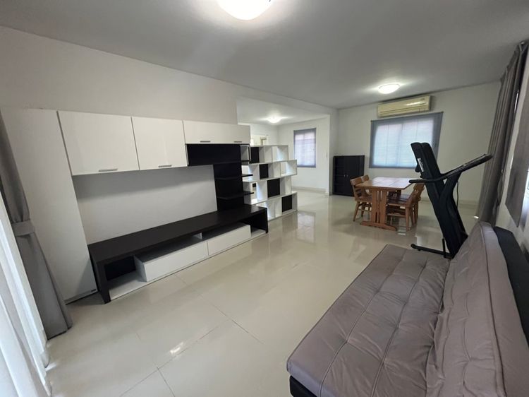 Pruksa ตกแต่งครบ 2011 ขายบ้านเดี่ยว 2 ชั้น หมู่บ้านพฤกษาวิลเลจ 27 เดอะซีซั่น 🏡 ซอยฉลองกรุง 53 แขวงลำปลาทิว เขตลาดกระบัง กรุงเทพ 10520 รูปที่ 2