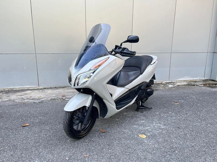 Honda รุ่น Forza300 300 cc ปี 2013 สตาร์ทมือ