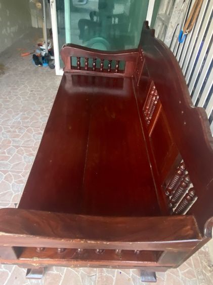 โซฟาไม้แท้