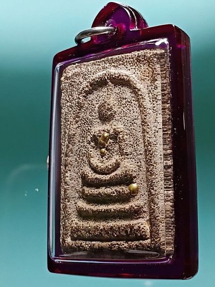 พระสมเด็จเก่า มีเม็ดทองฝั่งอยู่ทั่วทั้งองค์ทั้งเม็ดเล็กเม็ดใหญ่รอบทั้งองค์ ไม่รู้ที่ เหมาพระยกบ้านได้มาแถวย่านริมคลองวังเก่า แถวร.พ.ศิริราช  รูปที่ 3