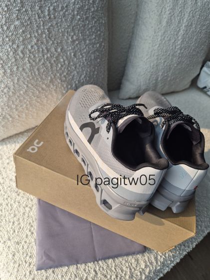 รองเท้าผู้ชาย On Cloudmonster